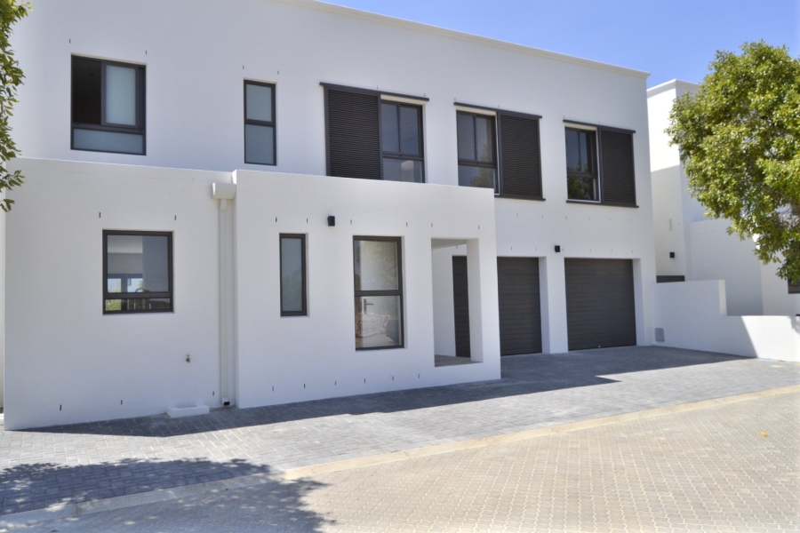 4 Bedroom Property for Sale in Croydon Gardens Estate Western Cape